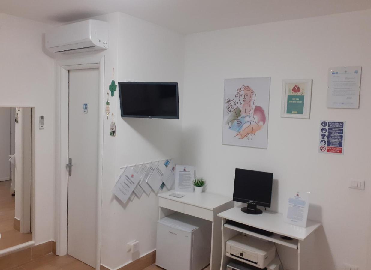 La Camera Di Stella - Ai Normanni Hotel Palermo Buitenkant foto