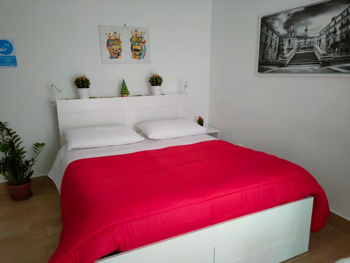 La Camera Di Stella - Ai Normanni Hotel Palermo Buitenkant foto
