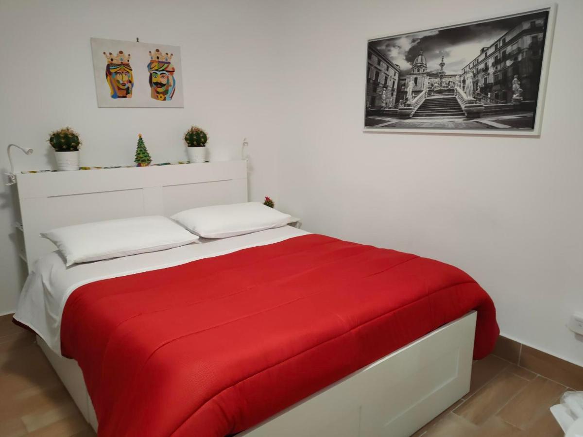 La Camera Di Stella - Ai Normanni Hotel Palermo Buitenkant foto